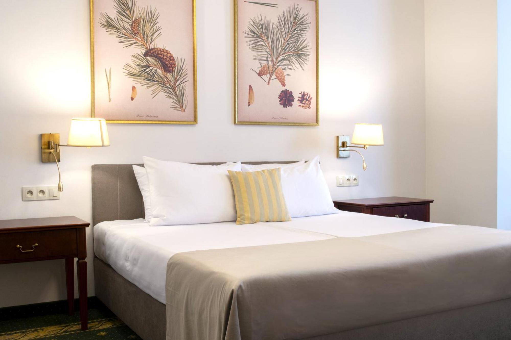 Klub Sosnowy Hotel วอร์ซอ ภายนอก รูปภาพ
