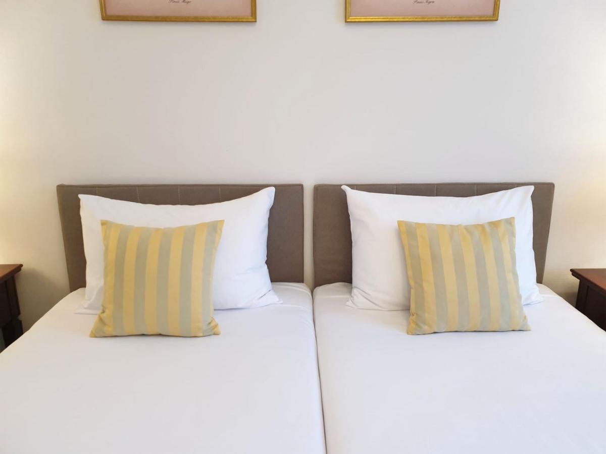 Klub Sosnowy Hotel วอร์ซอ ภายนอก รูปภาพ