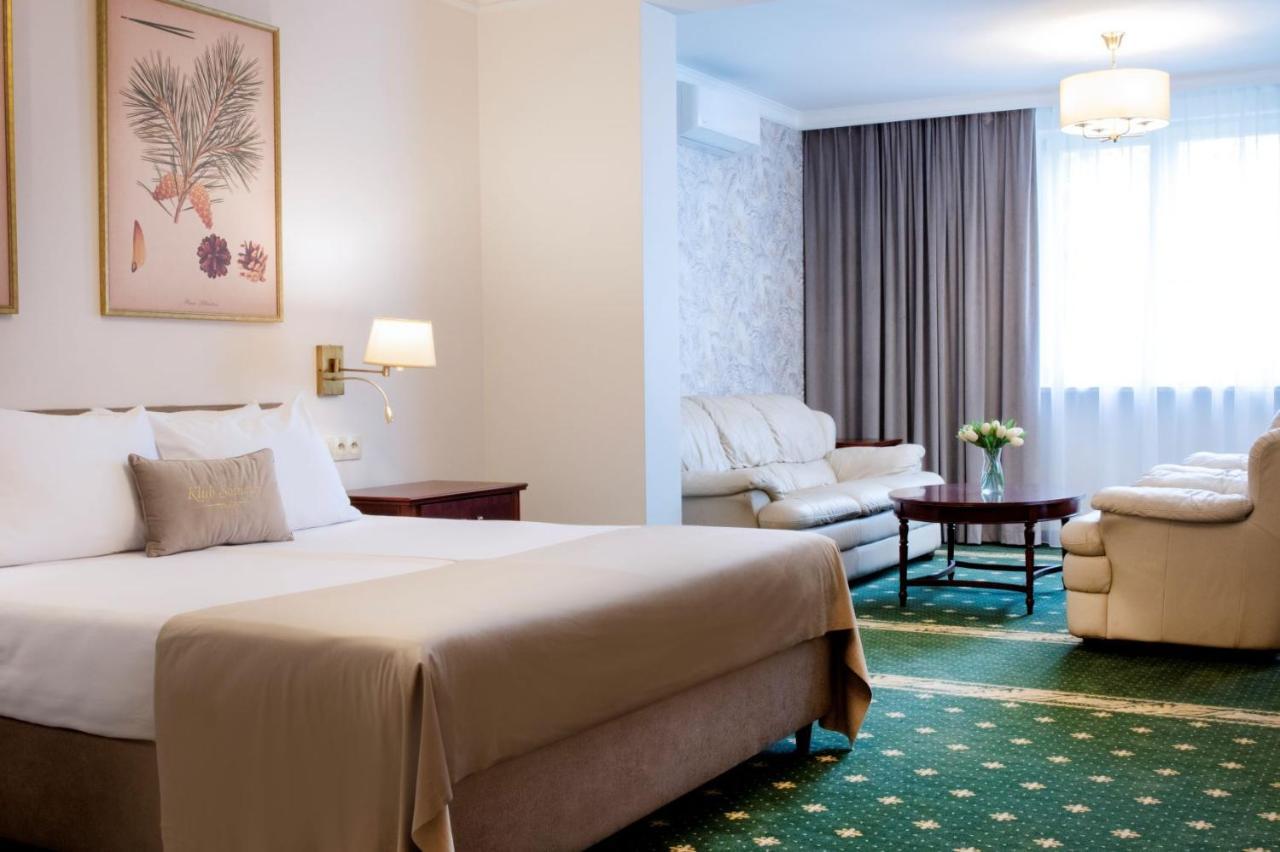 Klub Sosnowy Hotel วอร์ซอ ภายนอก รูปภาพ
